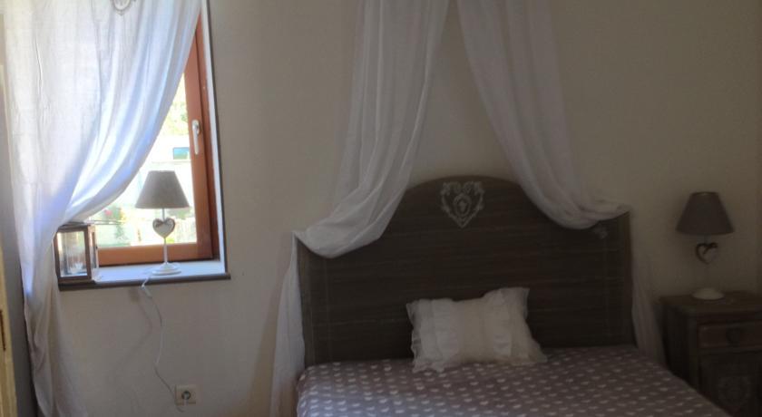 Gite Des 3 Chateaux Ribeauvillé Стая снимка