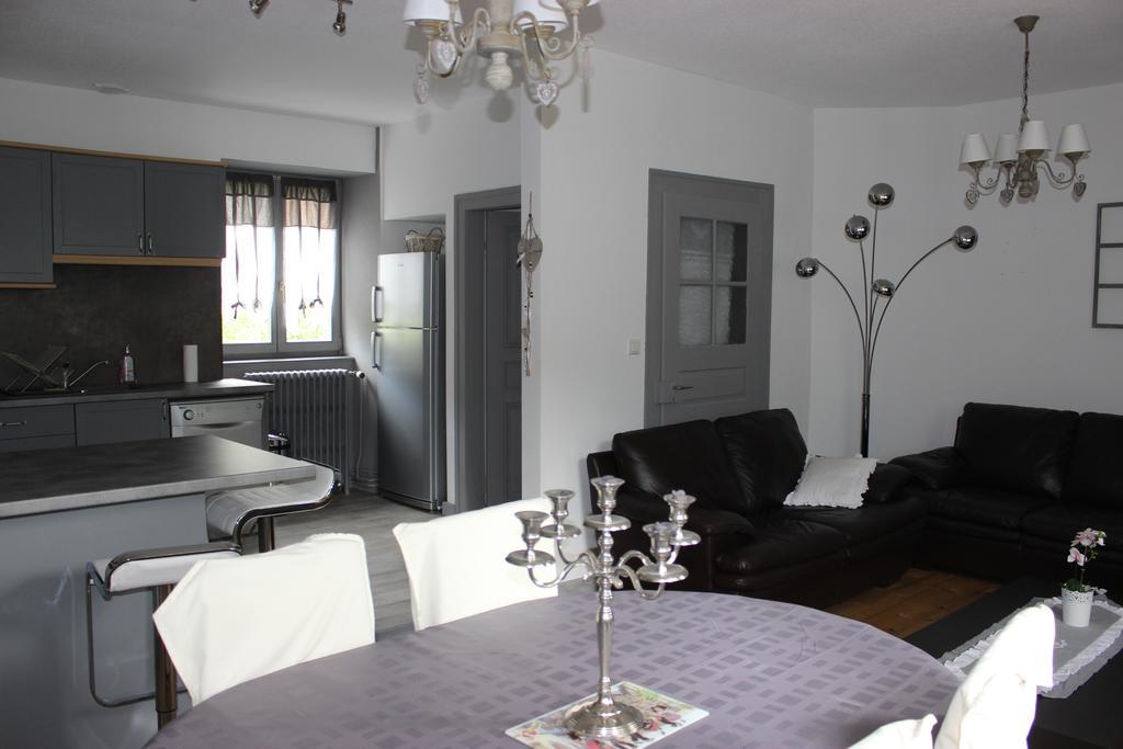 Gite Des 3 Chateaux Ribeauvillé Стая снимка